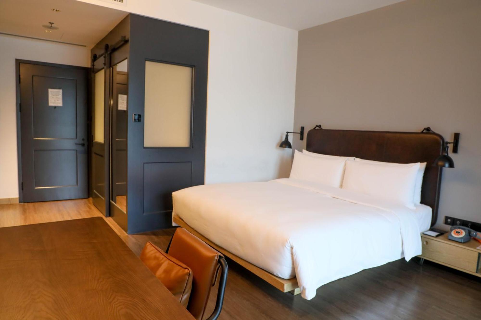 Moxy Shenzhen North Station Hotel Exterior photo